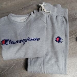 Champion Gray Sweatshirt and Joggers Set Size MEDIUM Unisex
